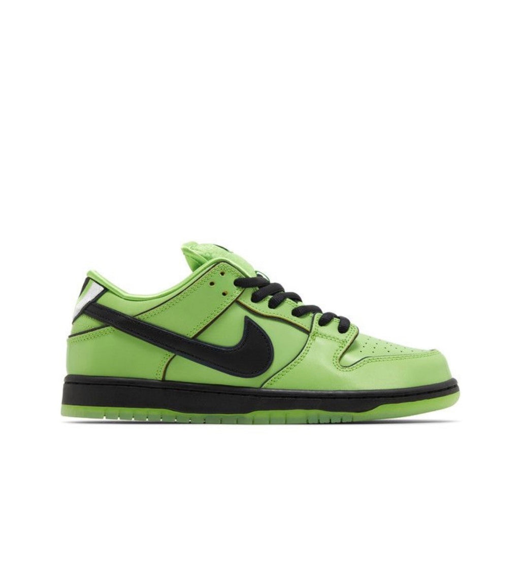 The powerpuff girls x nike dunk low pro sb qs buttercup