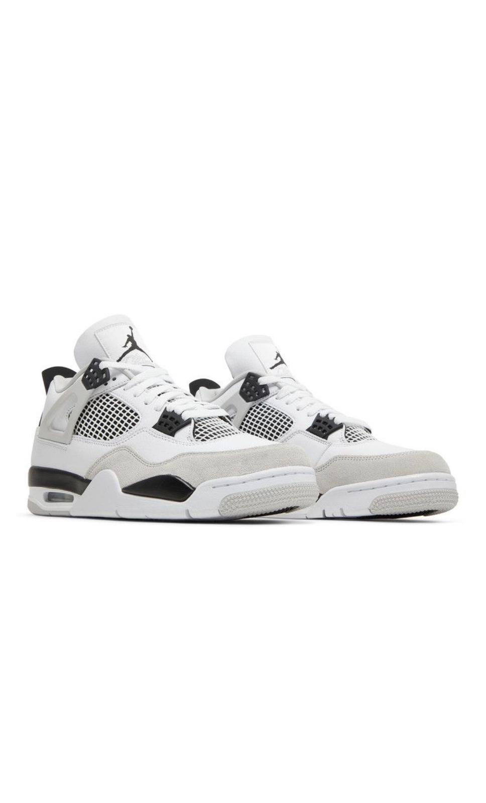 Air Jordan 4 Retro 'Military Black'